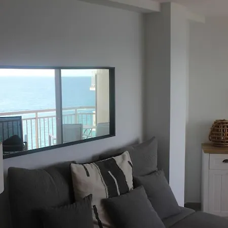 Apartment Primera Linea De Mar