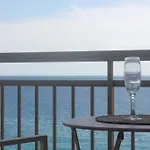 Апартаменти Primera Linea De Mar *